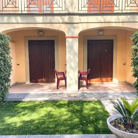 Σπίτι διακοπών Near By Marco Simone Golf, Cleaning Included *